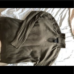 Calvin Klein men’s sweater in olive green
